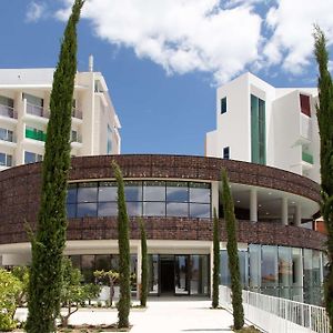 Higueron Hotel Curio Collection By Hilton (Adults Only)